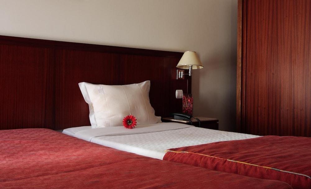 Galeria Suite Hotel 아베이루 외부 사진